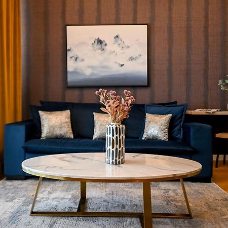 One Verdi Park Exclusive Apartments - Panoramic View & Private Parking Bucureşti Ngoại thất bức ảnh