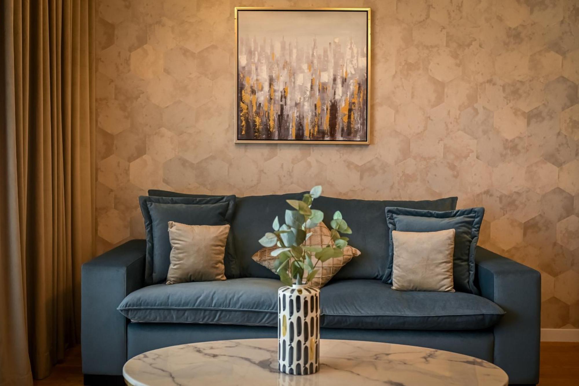 One Verdi Park Exclusive Apartments - Panoramic View & Private Parking Bucureşti Phòng bức ảnh