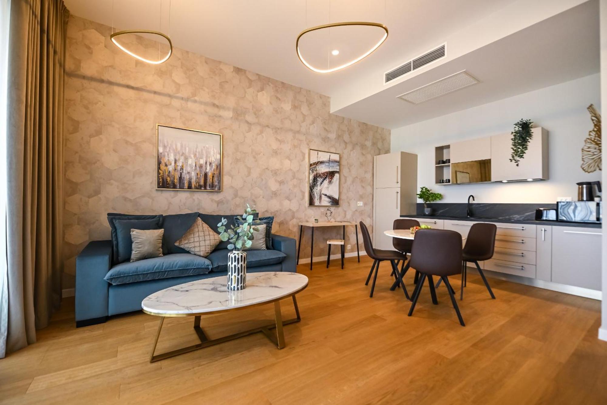 One Verdi Park Exclusive Apartments - Panoramic View & Private Parking Bucureşti Phòng bức ảnh
