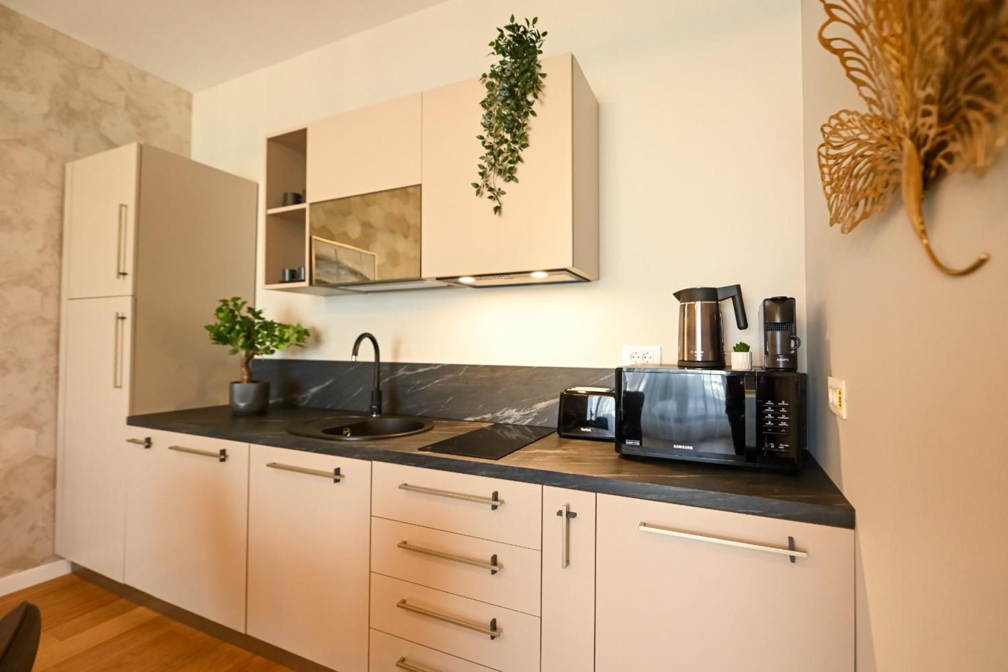 One Verdi Park Exclusive Apartments - Panoramic View & Private Parking Bucureşti Phòng bức ảnh