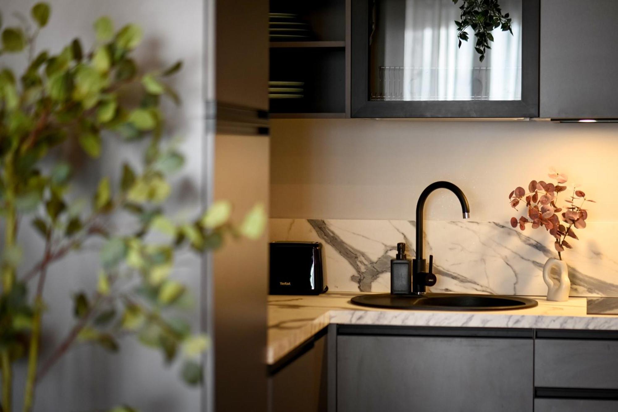 One Verdi Park Exclusive Apartments - Panoramic View & Private Parking Bucureşti Phòng bức ảnh